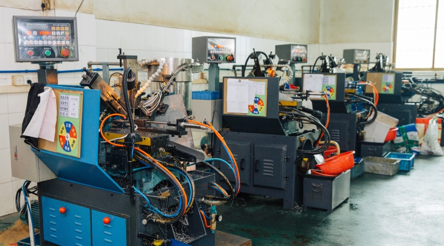 新藝螺絲廠儀表車間02